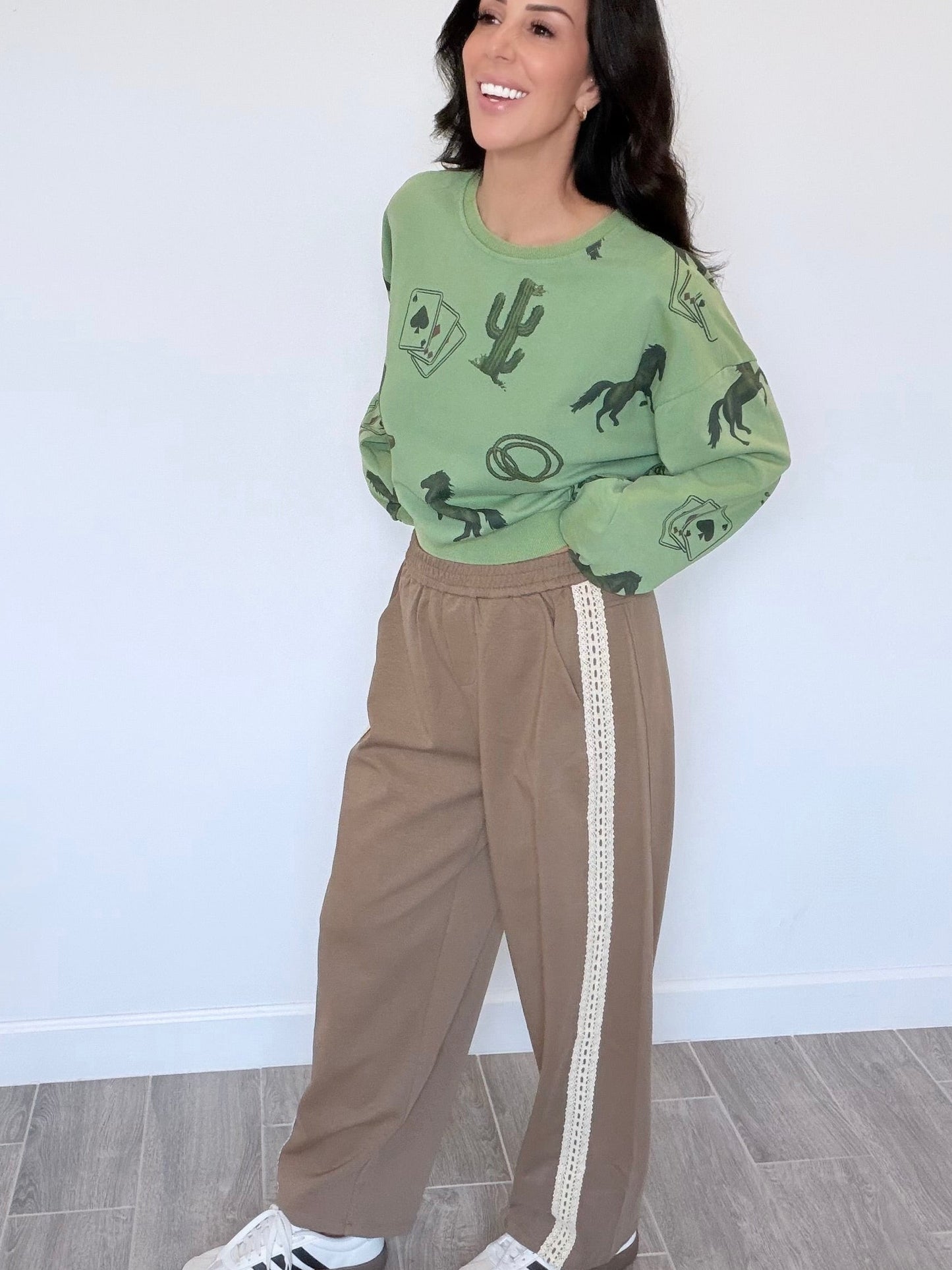 Wild Card Western Graphic Sweatshirt
