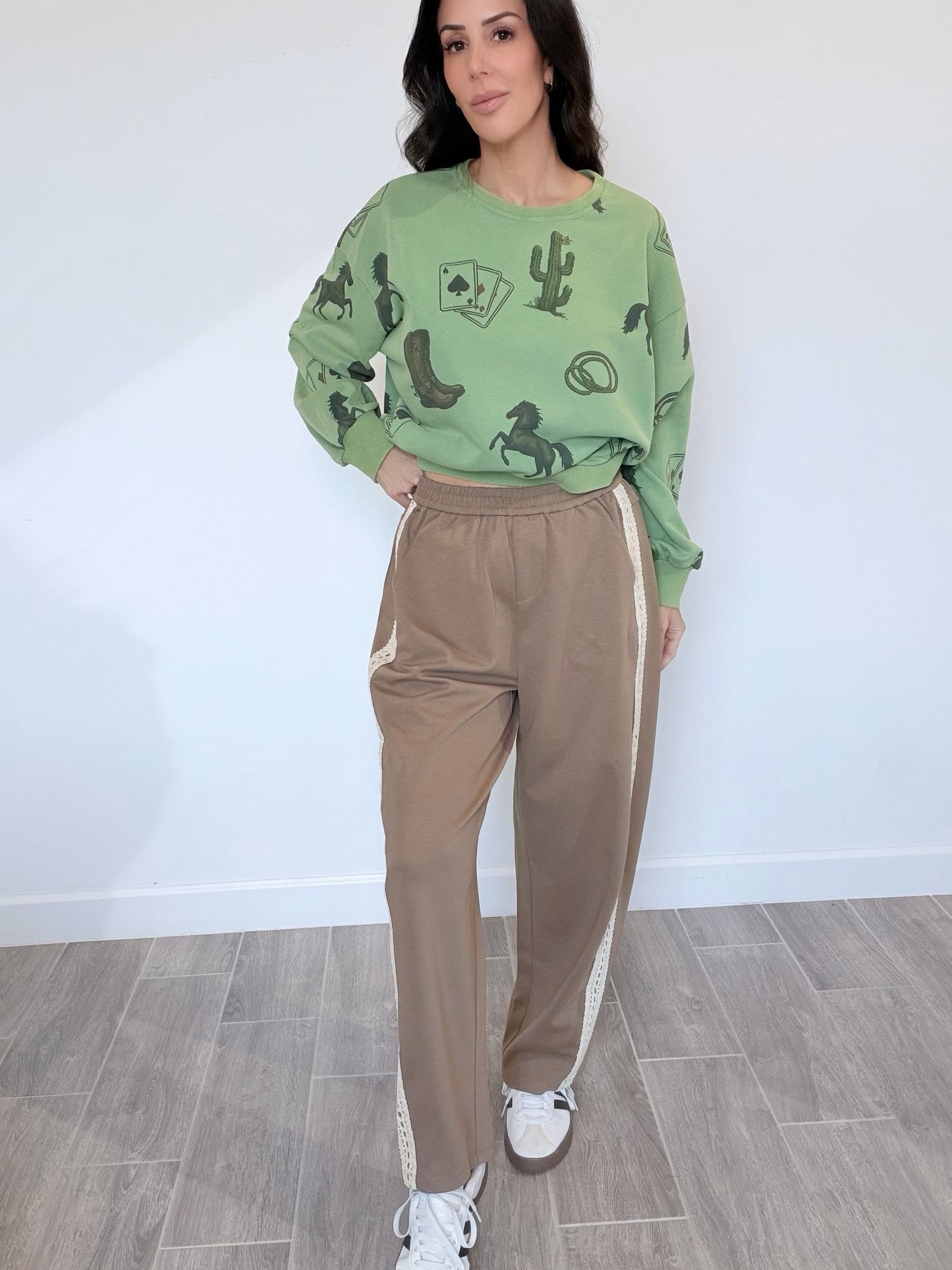 Sunday Stroll Crochet Barrel Pant