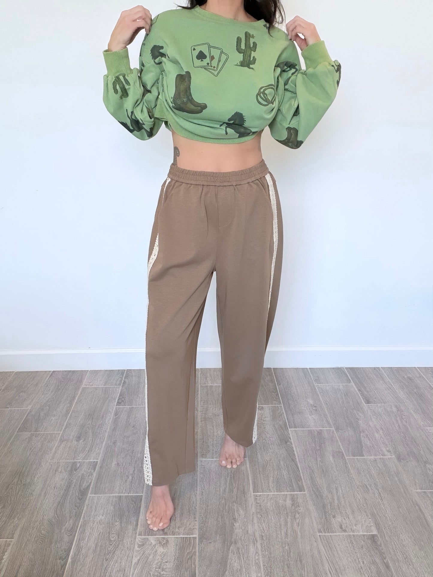 Sunday Stroll Crochet Barrel Pant